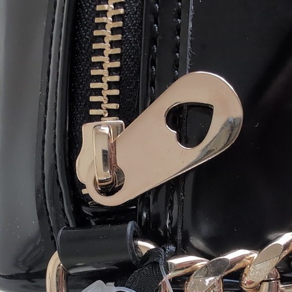 Juicy Couture Love Comes Softly Shoulder Bag w/ Dangling Charm Design 💌 - Picture 12 of 17